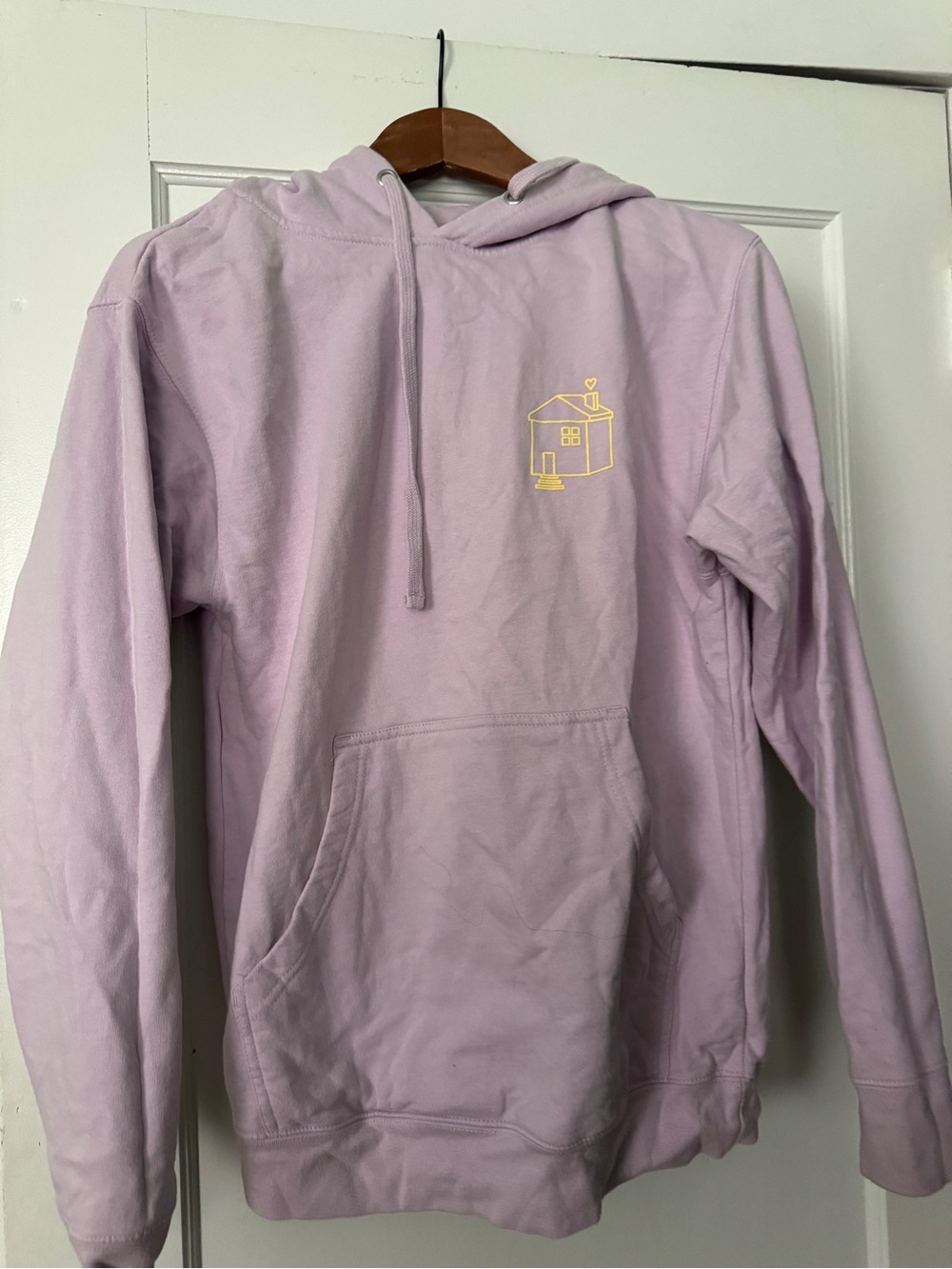 Harry styles love on tourLavender Pullover Hoodie